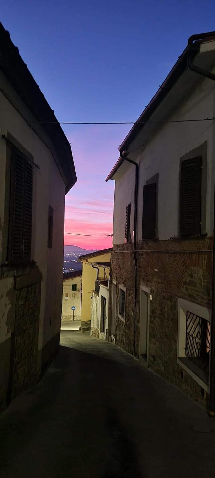 ホテル La Grotta San Michele Montevettolini エクステリア 写真