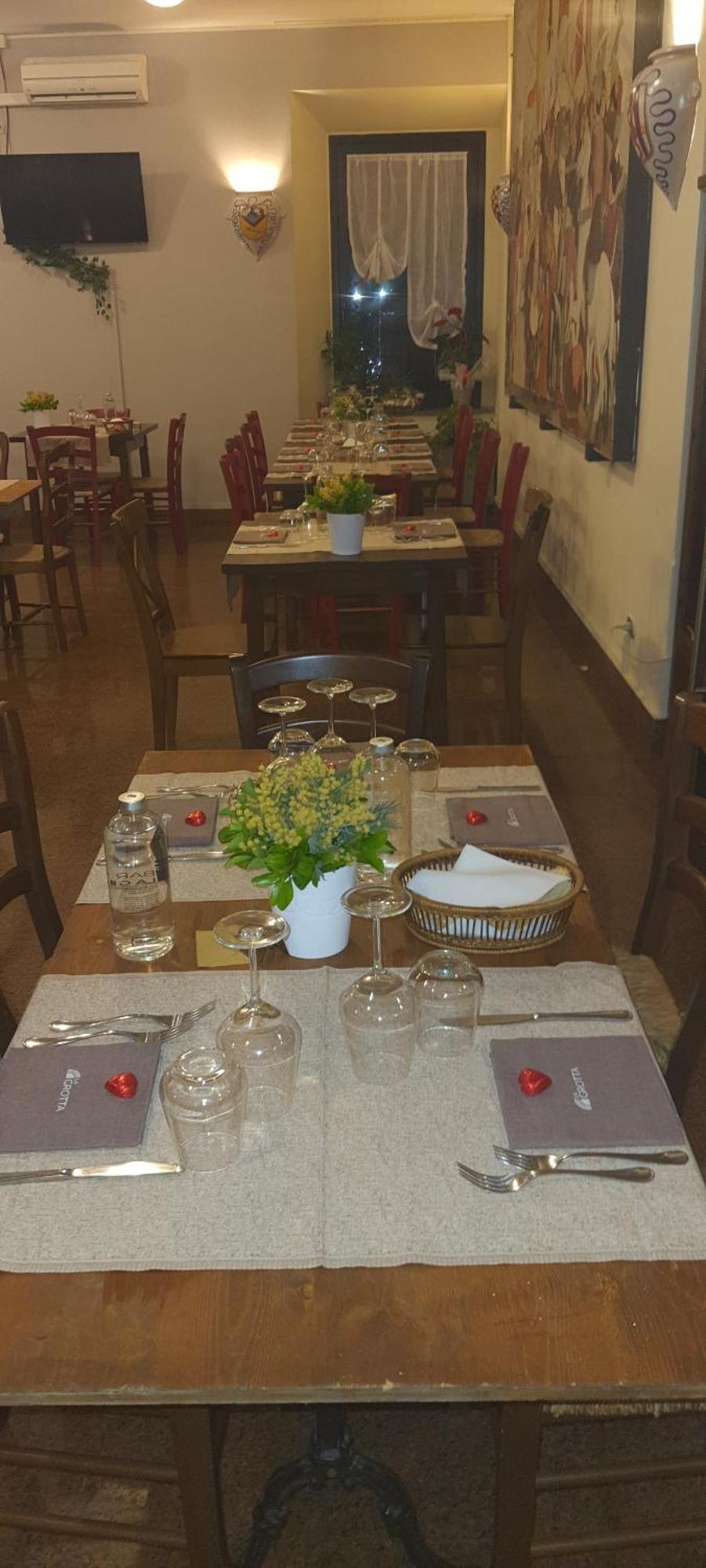 ホテル La Grotta San Michele Montevettolini エクステリア 写真