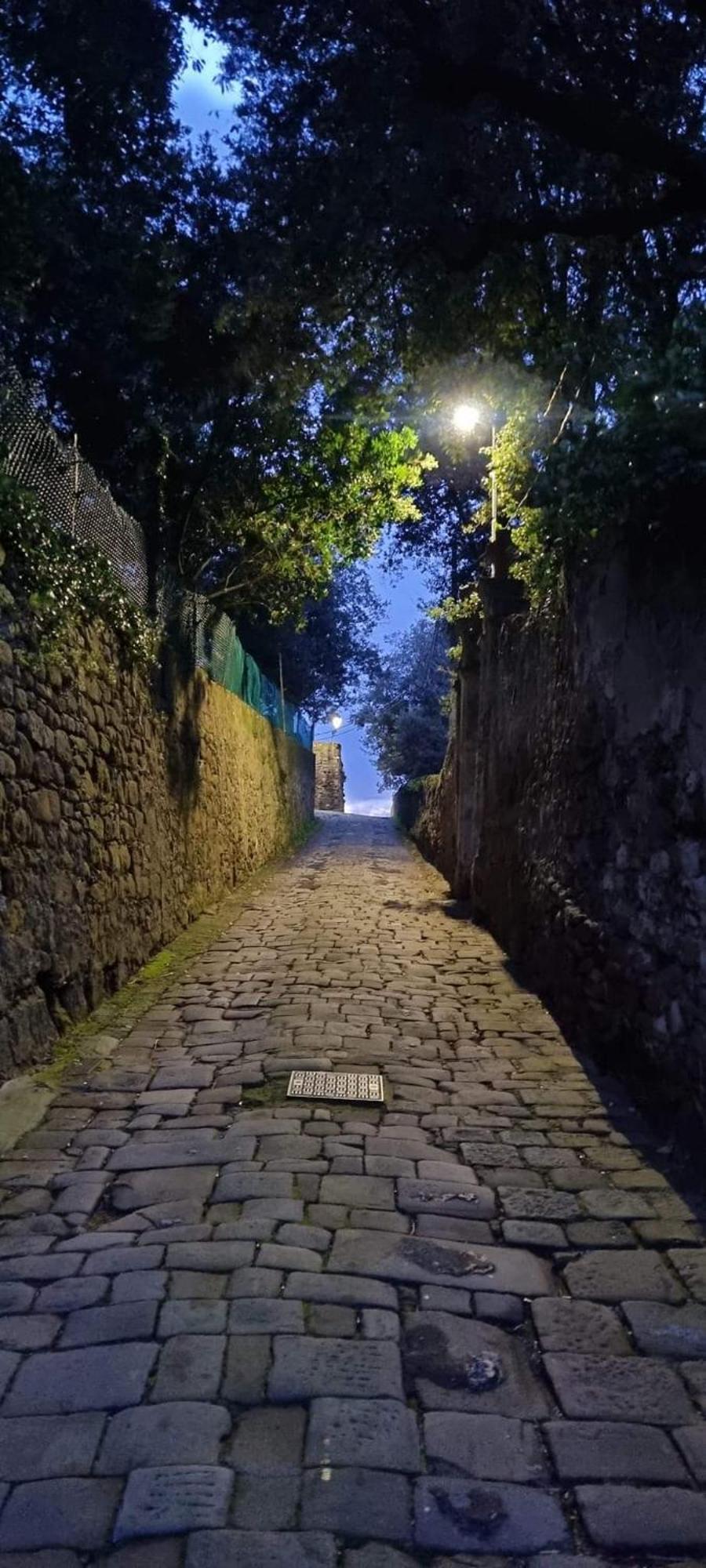 ホテル La Grotta San Michele Montevettolini エクステリア 写真