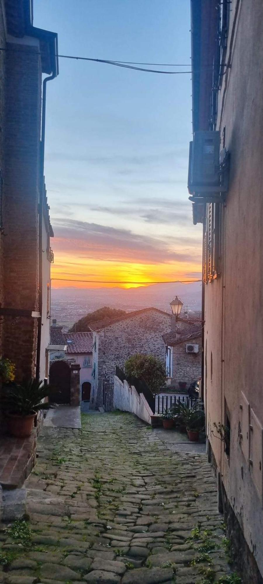 ホテル La Grotta San Michele Montevettolini エクステリア 写真
